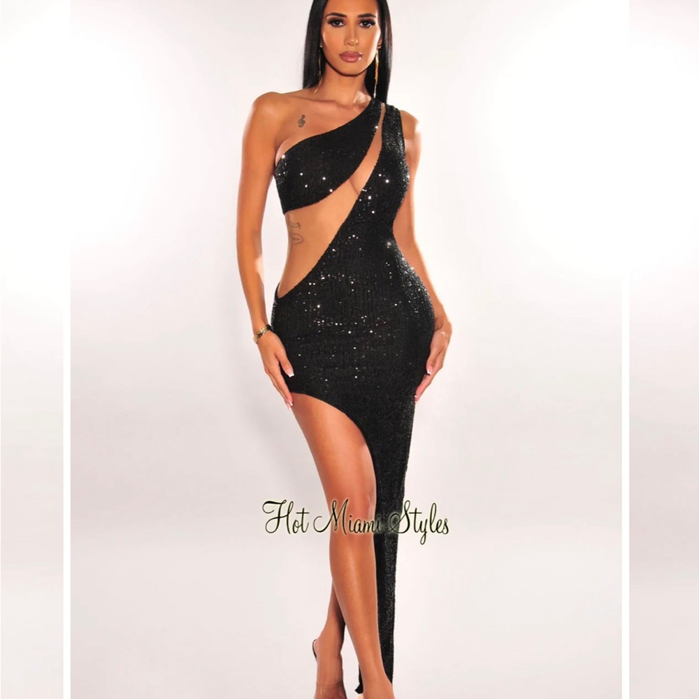 BLACK SEQUINS NUDE MESH ONE SHOULDER ASYMMETRICAL SLIT MAXI DRESS
